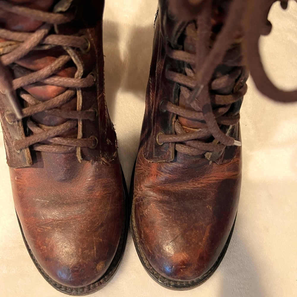 FREEBIRD boots Grany size 8 in the color COGNAC - Worn 1 time.